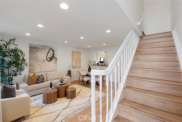 Detail Gallery Image 4 of 39 For 32 Kazan, Irvine,  CA 92604 - 3 Beds | 2 Baths