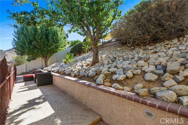 Detail Gallery Image 24 of 24 For 17049 La Vesu Rd., Fontana,  CA 92337 - 4 Beds | 2/1 Baths