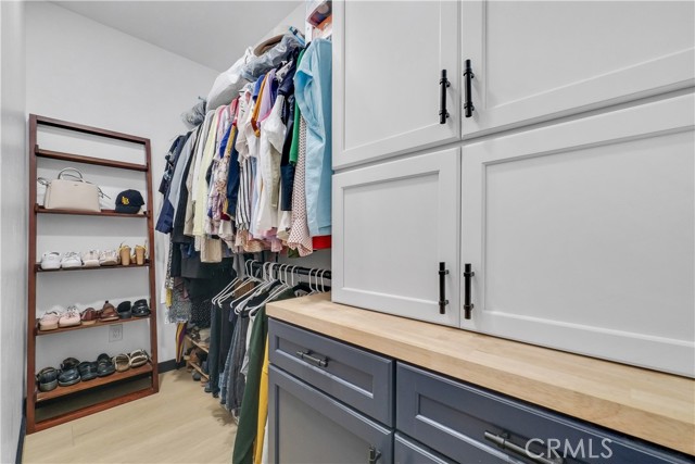 Detail Gallery Image 16 of 42 For 441 E 17th St, Long Beach,  CA 90813 - – Beds | – Baths