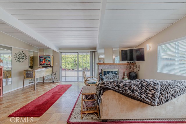 Detail Gallery Image 8 of 58 For 1901 Victoria Dr, Fullerton,  CA 92831 - 4 Beds | 3 Baths