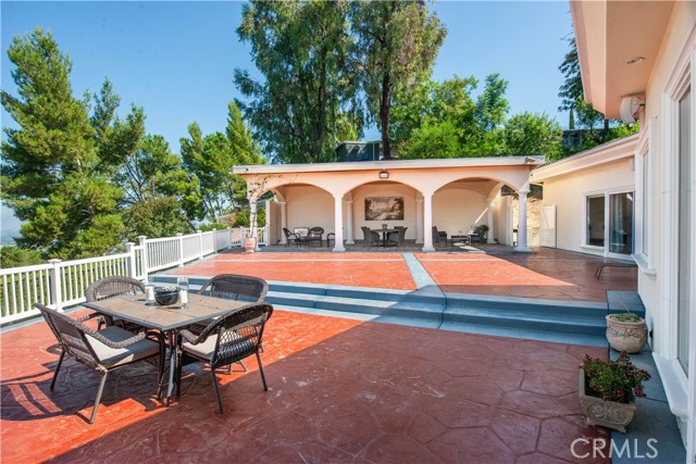 Detail Gallery Image 23 of 27 For 4407 Medley Pl, Encino,  CA 91316 - 6 Beds | 4/2 Baths