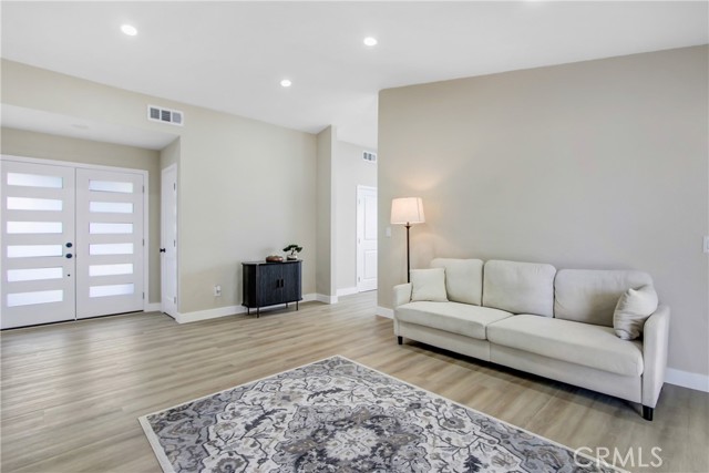 Detail Gallery Image 18 of 25 For 12321 Napa Dr, Chino,  CA 91710 - 3 Beds | 2 Baths