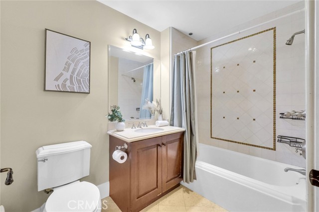 Detail Gallery Image 11 of 23 For 975 Silver Spur Rd, Rolling Hills Estates,  CA 90274 - 3 Beds | 3 Baths