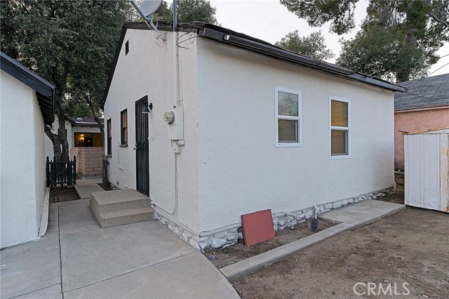 550 N 1st Avenue, Upland CA: https://media.crmls.org/medias/47a911b6-c7d4-4667-808c-36f93285b7da.jpg