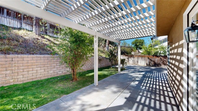 Detail Gallery Image 5 of 41 For 1459 Sutherland Dr, Riverside,  CA 92507 - 3 Beds | 2/1 Baths
