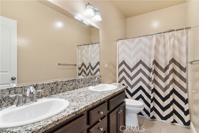 Detail Gallery Image 10 of 30 For 5913 Blue Spruce Ave, Bakersfield,  CA 93313 - 4 Beds | 2 Baths