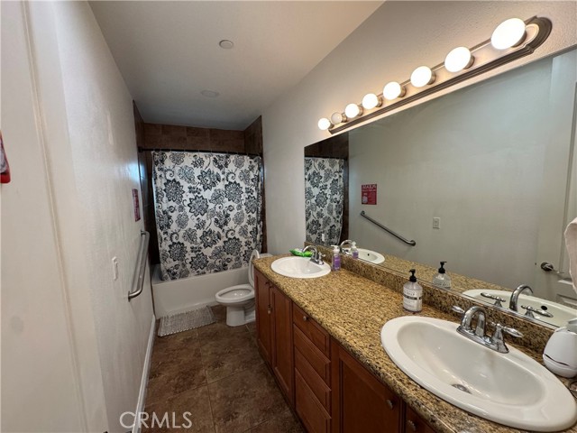 Detail Gallery Image 14 of 19 For 699 Winners Cir, San Jacinto,  CA 92582 - 5 Beds | 2 Baths