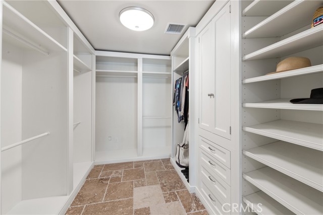 Image 17 of 35 For 72408 Desert Drive