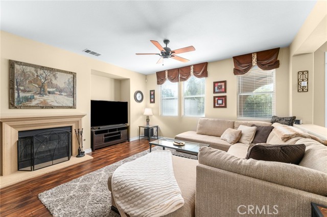 Detail Gallery Image 1 of 41 For 35509 Trevino Trl, Beaumont,  CA 92223 - 3 Beds | 2/1 Baths