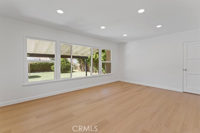 749 S 2nd Avenue, Covina CA: https://media.crmls.org/medias/47ac7da4-f702-47af-a8f2-35ad0e48b92c.jpg