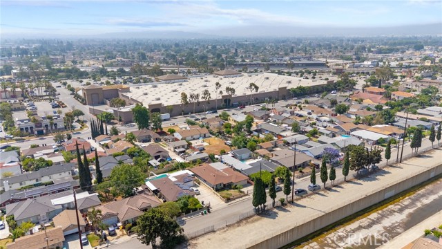 14358 1/2 Jeanette Lane, Baldwin Park CA: https://media.crmls.org/medias/47acae14-63d8-4265-824f-bd59cec2051c.jpg