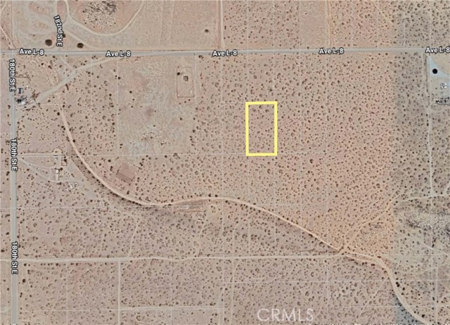 10 182nd Street, Lancaster CA: https://media.crmls.org/medias/47adb08e-e9fe-41fc-8954-27cd2b46b202.jpg
