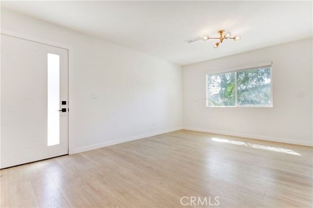 Detail Gallery Image 23 of 24 For 2641 Hermosa a,  Montrose,  CA 91020 - 4 Beds | 2 Baths