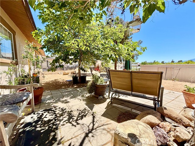 Detail Gallery Image 16 of 18 For 7442 Camarilla Ave, Yucca Valley,  CA 92284 - 2 Beds | 1 Baths