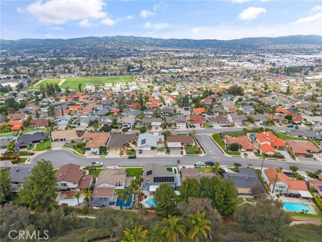710 W Country Hills W Drive, La Habra CA: https://media.crmls.org/medias/47aee554-97eb-475e-b9c0-b7049a323e4c.jpg