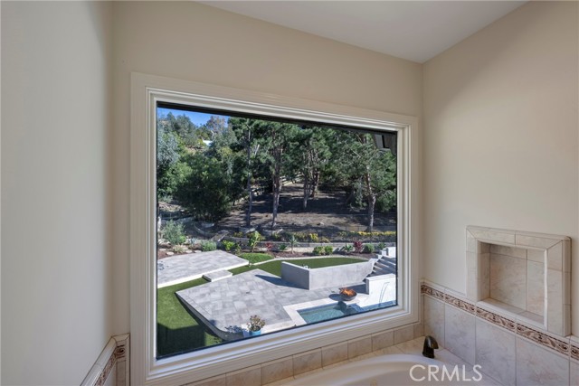 Detail Gallery Image 49 of 65 For 27702 Greenfield Dr, Laguna Hills,  CA 92653 - 7 Beds | 5/2 Baths