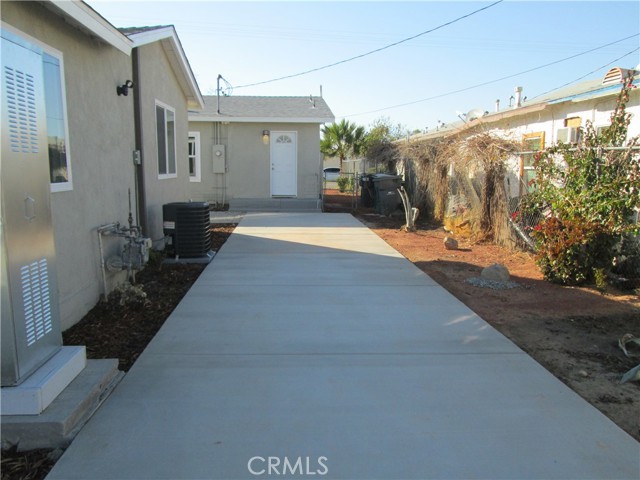 44552 Arabia Street, Indio CA: https://media.crmls.org/medias/47af8af0-8c1b-42f7-a9d7-d057424203ee.jpg