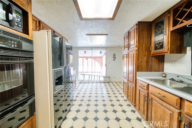 Detail Gallery Image 28 of 34 For 1260 Wayne St, Ridgecrest,  CA 93555 - 3 Beds | 2 Baths