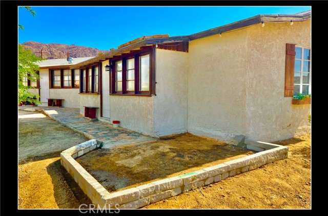 73392 Sullivan Road, Twentynine Palms, California 92277, ,Commercial Sale,For Sale,73392 Sullivan Road,CRJT24047434