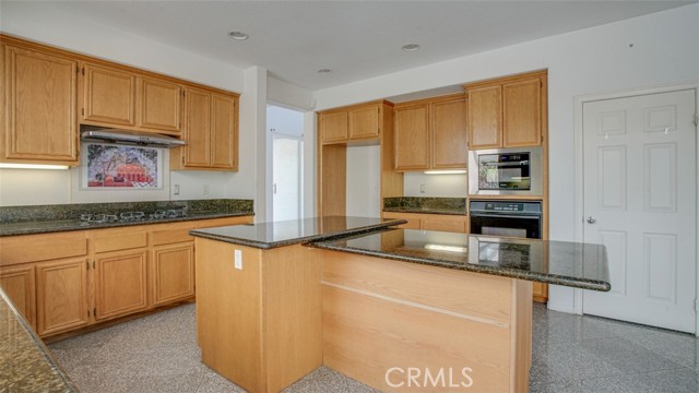 Detail Gallery Image 25 of 71 For 12683 Palm View Way, Riverside,  CA 92503 - 5 Beds | 3 Baths
