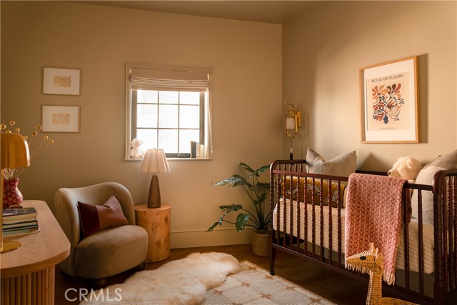 Image 38 of 53 For 734 Parkman