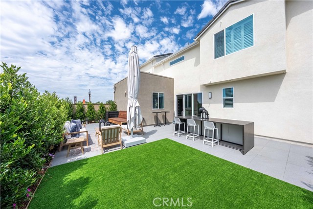 232 Junco, Irvine CA: https://media.crmls.org/medias/47b16093-5f9f-4e14-b462-3cc77f9faa09.jpg