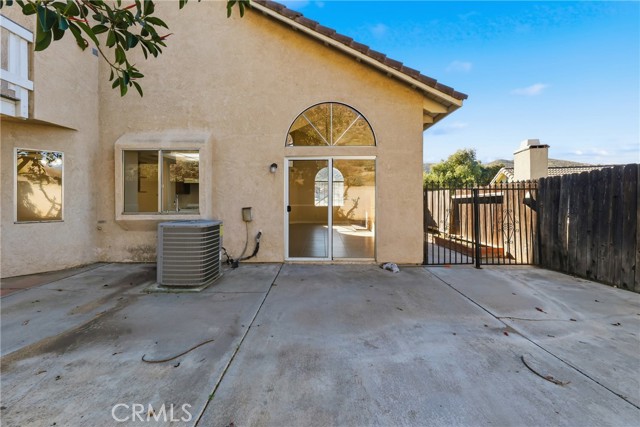 Detail Gallery Image 28 of 51 For 14988 Long View Dr, Fontana,  CA 92337 - 4 Beds | 3 Baths