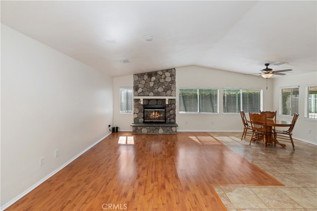 MLS #IV25222469 image #28