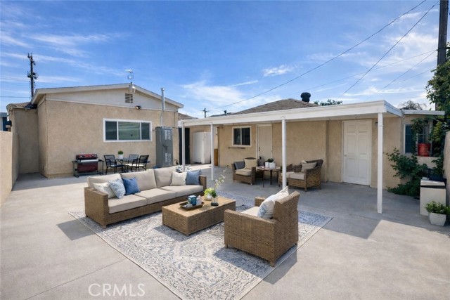 Detail Gallery Image 5 of 5 For 1511 Durfee, South El Monte,  CA 91733 - 4 Beds | 2 Baths