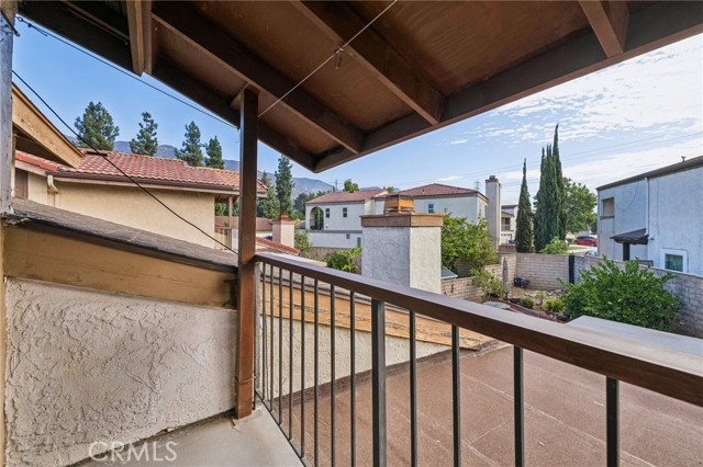 876 SAN PABLO Way, Duarte CA: https://media.crmls.org/medias/47b3c13d-1434-4996-a578-1b6641768a4a.jpg