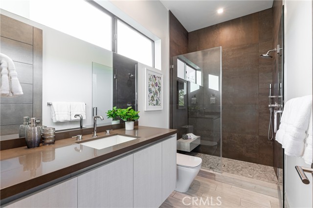 Detail Gallery Image 44 of 49 For 4175 Greenbush Ave, Sherman Oaks,  CA 91423 - 5 Beds | 6 Baths