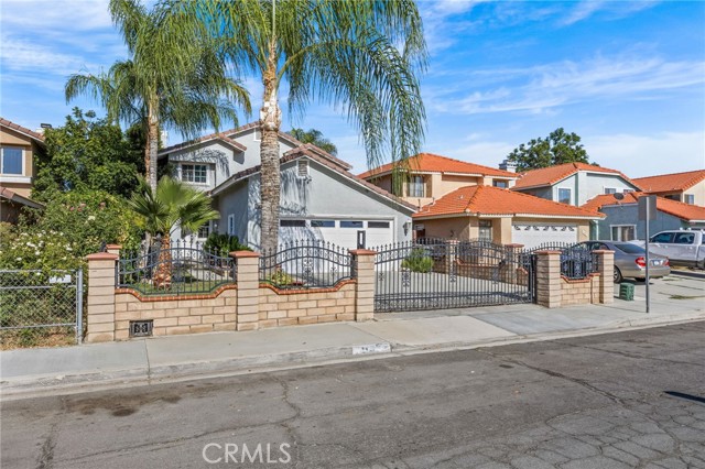 1629 Glenview Drive, Perris CA: https://media.crmls.org/medias/47b52c83-df18-43fc-9e9b-b3211654efd5.jpg