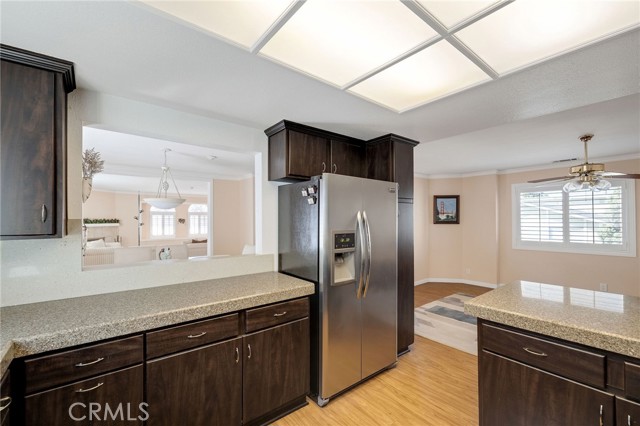 Detail Gallery Image 17 of 41 For 619 N Guadalupe #4,  Redondo Beach,  CA 90277 - 3 Beds | 2/1 Baths