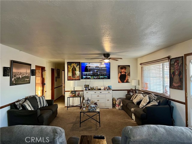 Detail Gallery Image 10 of 63 For 50137 40th St, Lancaster,  CA 93536 - 5 Beds | 2 Baths