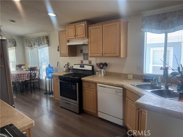 3800 W Wilson Street, Banning CA: https://media.crmls.org/medias/47b60251-fe42-434c-aee3-66b8e35118ad.jpg