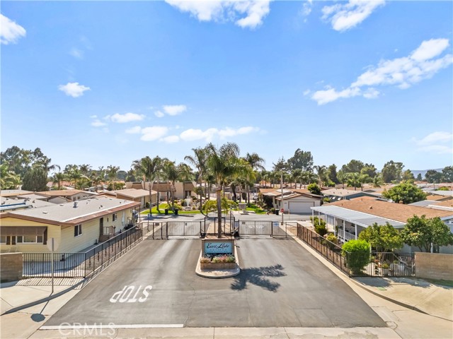 1735 Mango Way, Hemet CA: https://media.crmls.org/medias/47b63993-416d-43d2-9149-fb07a8d5f971.jpg