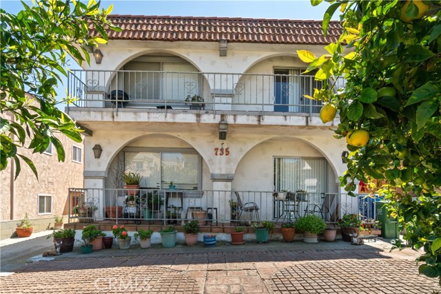 Detail Gallery Image 2 of 18 For 735 W 30th St, San Pedro,  CA 90731 - – Beds | – Baths