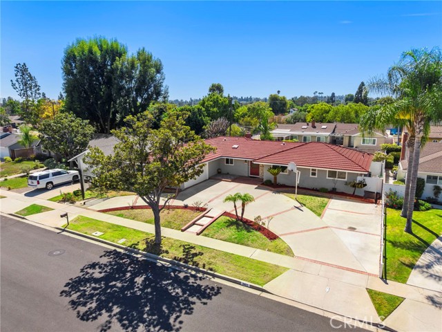 Detail Gallery Image 7 of 55 For 3401 Madonna Dr, Fullerton,  CA 92835 - 4 Beds | 3 Baths