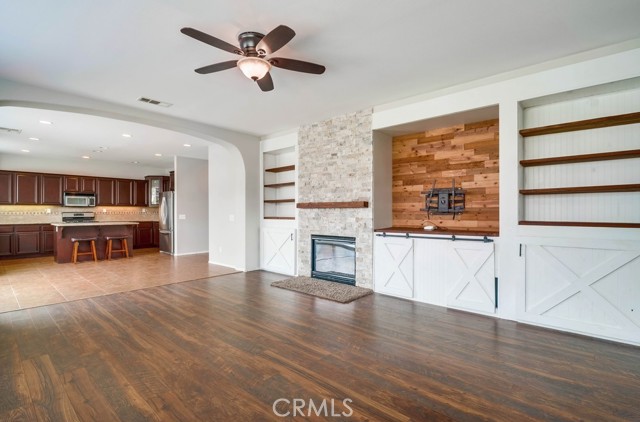 Detail Gallery Image 8 of 54 For 29132 Springshores Dr, Menifee,  CA 92585 - 4 Beds | 2/1 Baths