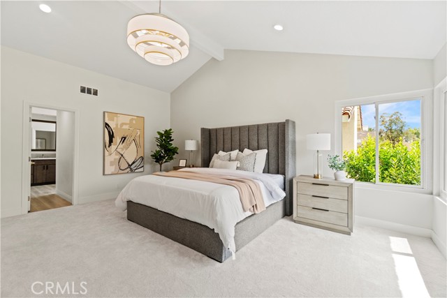 16 Harrisburg, Irvine CA: https://media.crmls.org/medias/47b72d21-73ca-4215-9da2-3dd9e836c63b.jpg