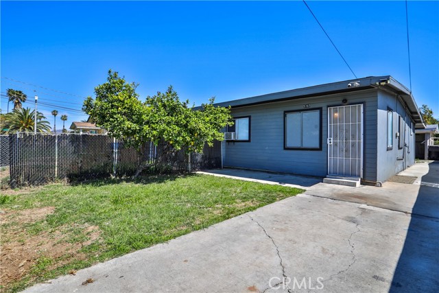 5787 Warren Street, Riverside CA: https://media.crmls.org/medias/47b73a09-6fee-4955-aceb-3a5ac300c708.jpg