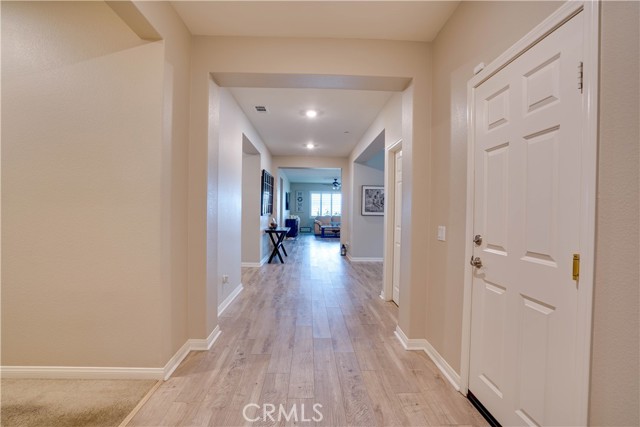 Detail Gallery Image 6 of 47 For 7899 Raincross Ct, Riverside,  CA 92507 - 4 Beds | 2/1 Baths