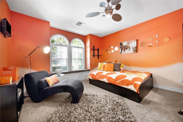 Detail Gallery Image 48 of 72 For 8905 Saint Cloud Ln, Bakersfield,  CA 93311 - 4 Beds | 4/1 Baths