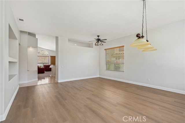 1931 Madera Circle, Corona CA: https://media.crmls.org/medias/47b7e9c9-9c26-4a1b-8f96-e522f3ea9ab7.jpg
