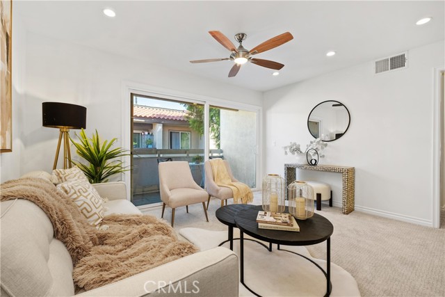 Detail Gallery Image 2 of 31 For 2521 W Sunflower Ave #K6,  Santa Ana,  CA 92704 - 2 Beds | 2 Baths