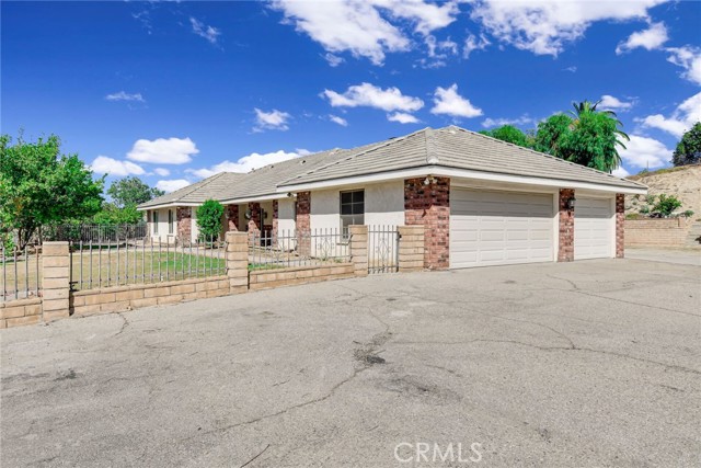 Detail Gallery Image 5 of 68 For 11891 San Timoteo Canyon Rd, Redlands,  CA 92373 - 4 Beds | 3 Baths