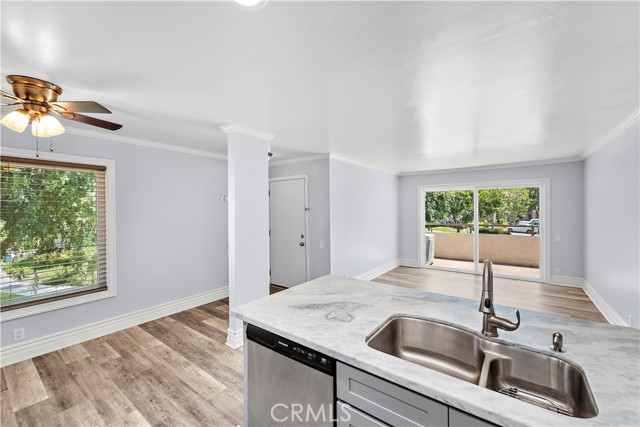 Detail Gallery Image 9 of 22 For 21941 Rimhurst #M Dr, Lake Forest,  CA 92630 - 2 Beds | 1 Baths