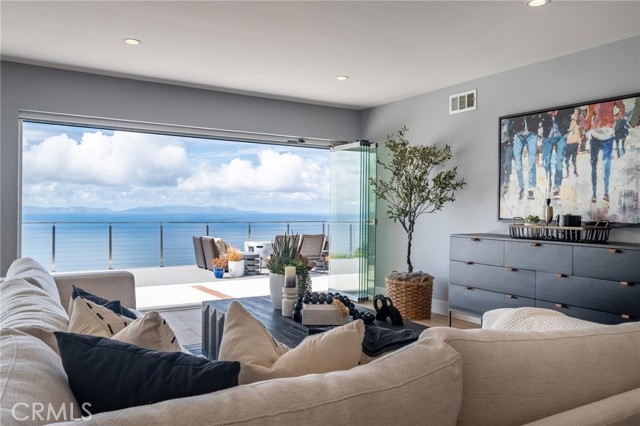 30481 Ganado, Rancho Palos Verdes, California 90275, 4 Bedrooms Bedrooms, ,3 BathroomsBathrooms,Residential,For Sale,Ganado,PV26067604