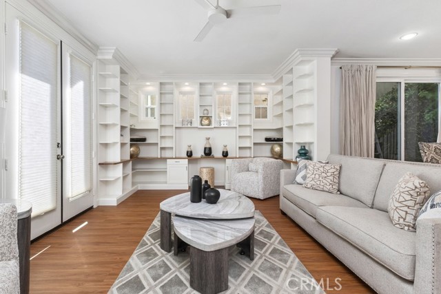 Detail Gallery Image 36 of 37 For 309 Flint Ave, Long Beach,  CA 90814 - 4 Beds | 2/1 Baths