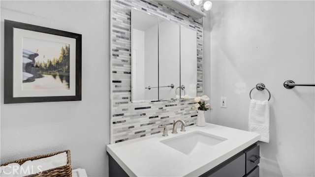 Detail Gallery Image 15 of 33 For 23422 via San Martine, Aliso Viejo,  CA 92656 - 3 Beds | 2 Baths